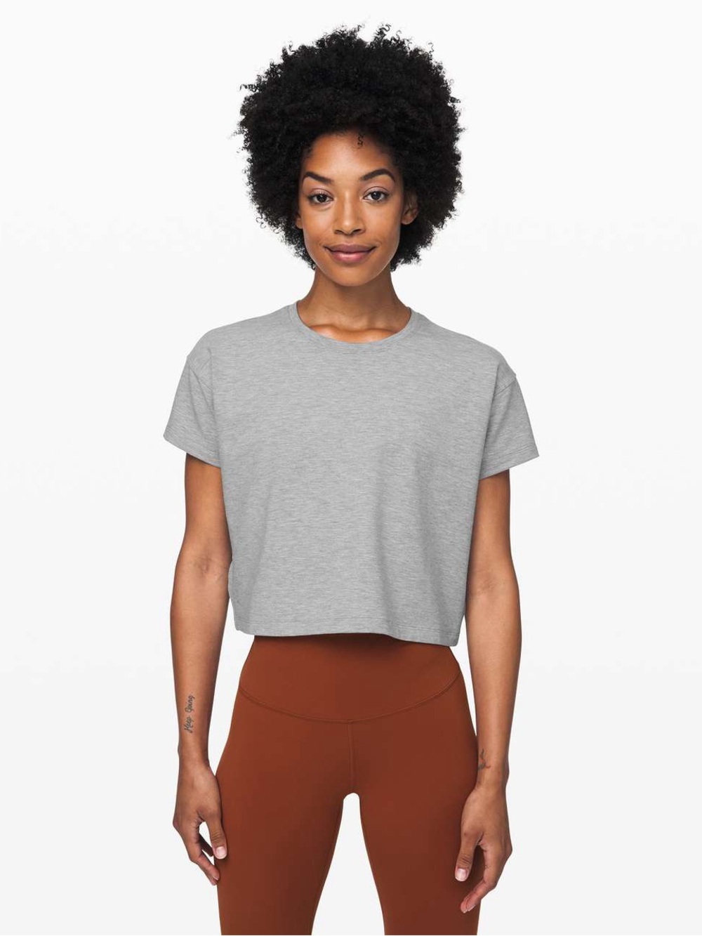 LULULEMON Cates Tee in Heathered Core Light Grey Size 4 - Picture 2 of 6